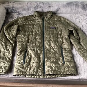 Patagonia Olive Green Quilted Jacket
